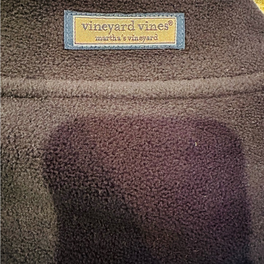Boys vineyard vines fleece - Picture 6 of 6